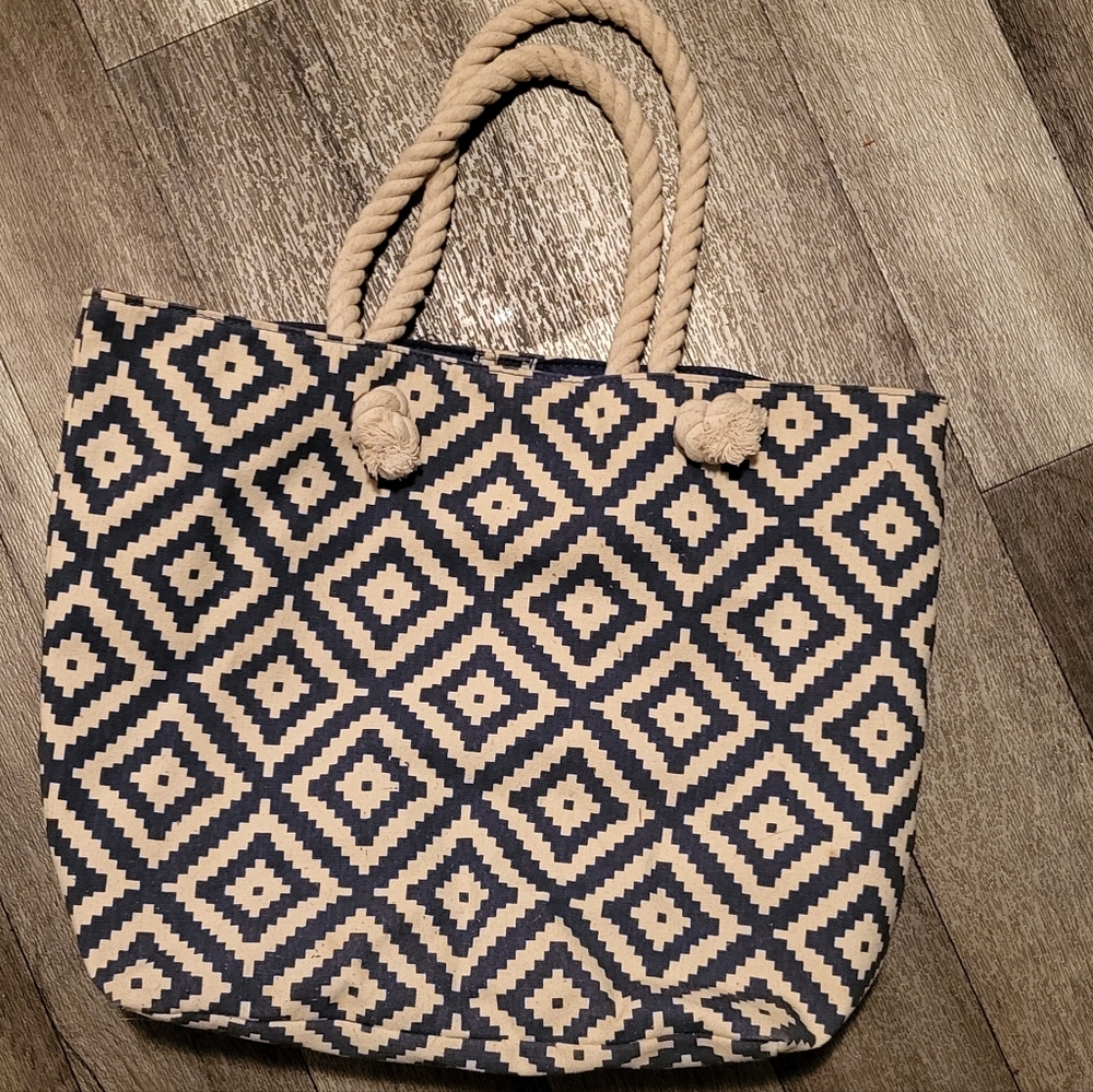 Summer & Rose Navy and Cream Diamond Tote